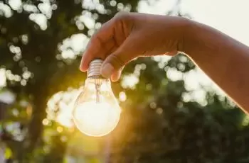 Quin és l'impacte de l'energia solar a la factura de llum?