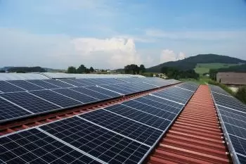 Quins són els elements per a les instal·lacions fotovoltaiques connectades a xarxa?
