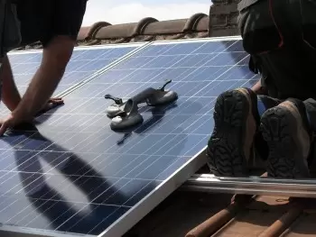 Què són els panells solars i per a què serveixen?